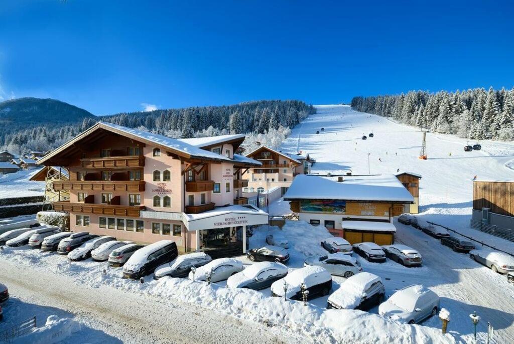 Hotel Vierjahreszeiten Flachau Exterior foto