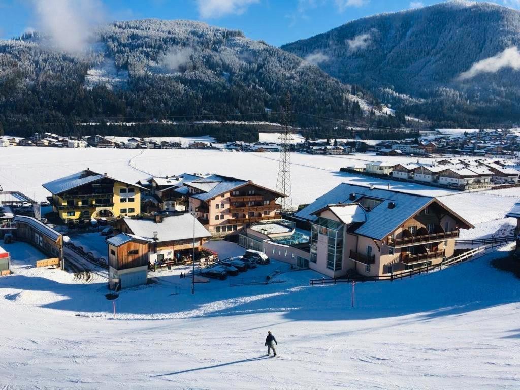 Hotel Vierjahreszeiten Flachau Exterior foto